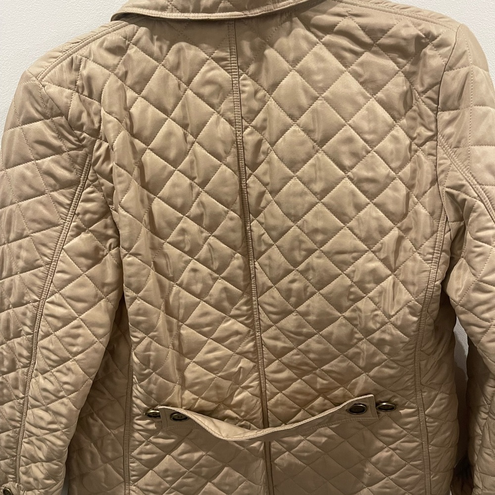 Burberry quilted jacket - Picture 2 of 9